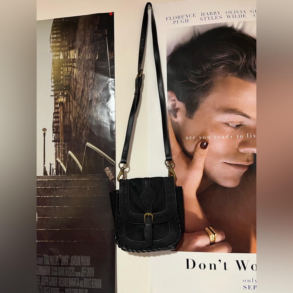 Black Leather Crossbody- Classic Saddle Style